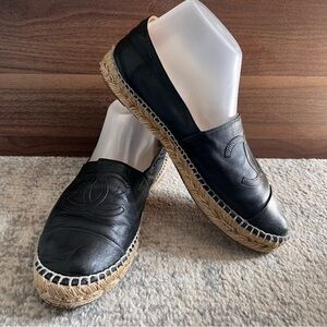 Chanel Black Leather Slip On Espadrilles Sz 40 ***Needs Repair***